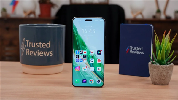 荣耀MagicOS 9.0开启内测招募:Magic6/V3系列等5款机型可升级